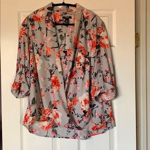 Alfani floral blouse. Built in camisole.